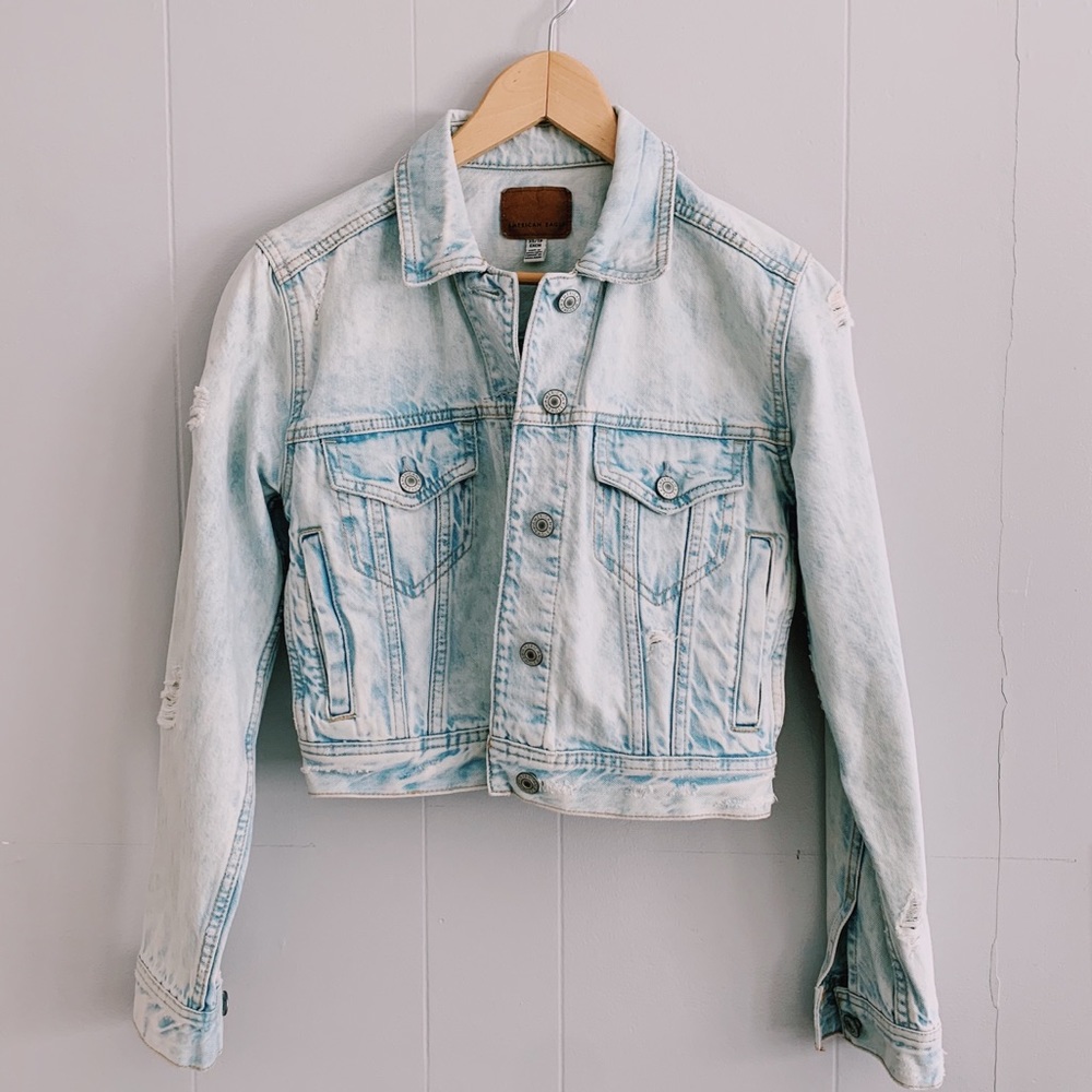 AE Cropped Jean Jacket